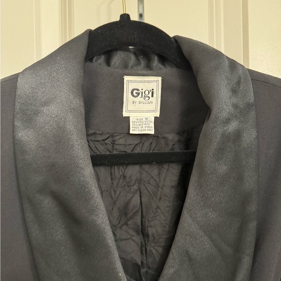 GIGi by Gillian Small Tuxedo Style One Piece Pantsuit - Picture 5 of 6